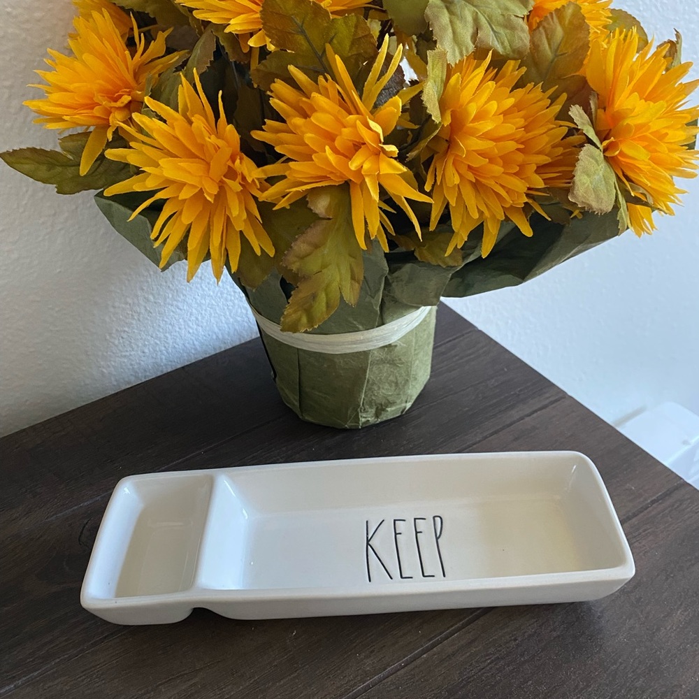 Rae Dunn Tray